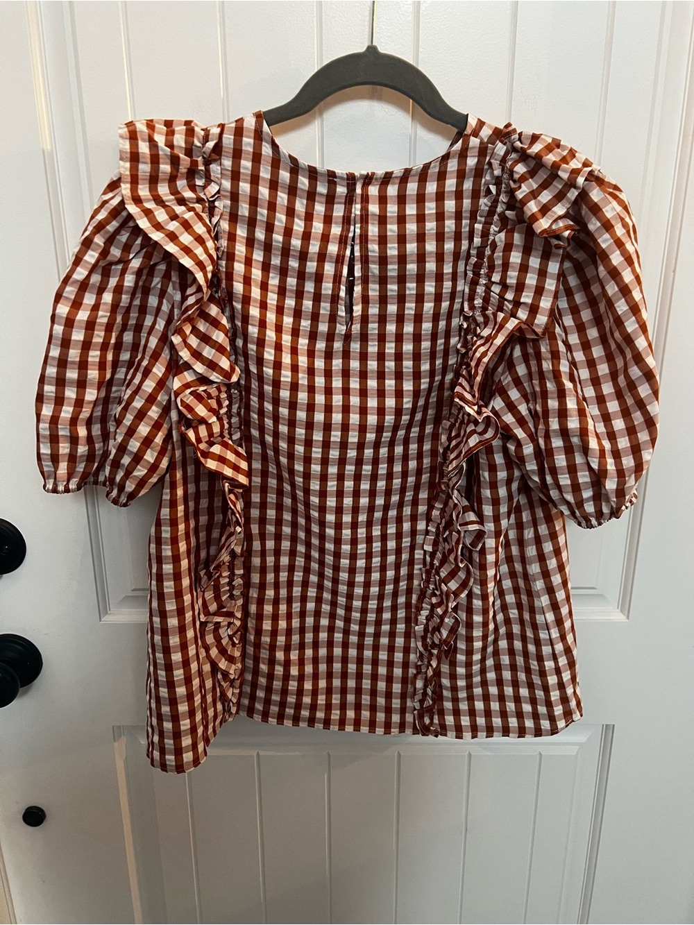 Avara Gingham Ruffle Puff Sleeve Top - Picture 7 of 11